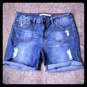 🧿 Distressed Shorts 🧿